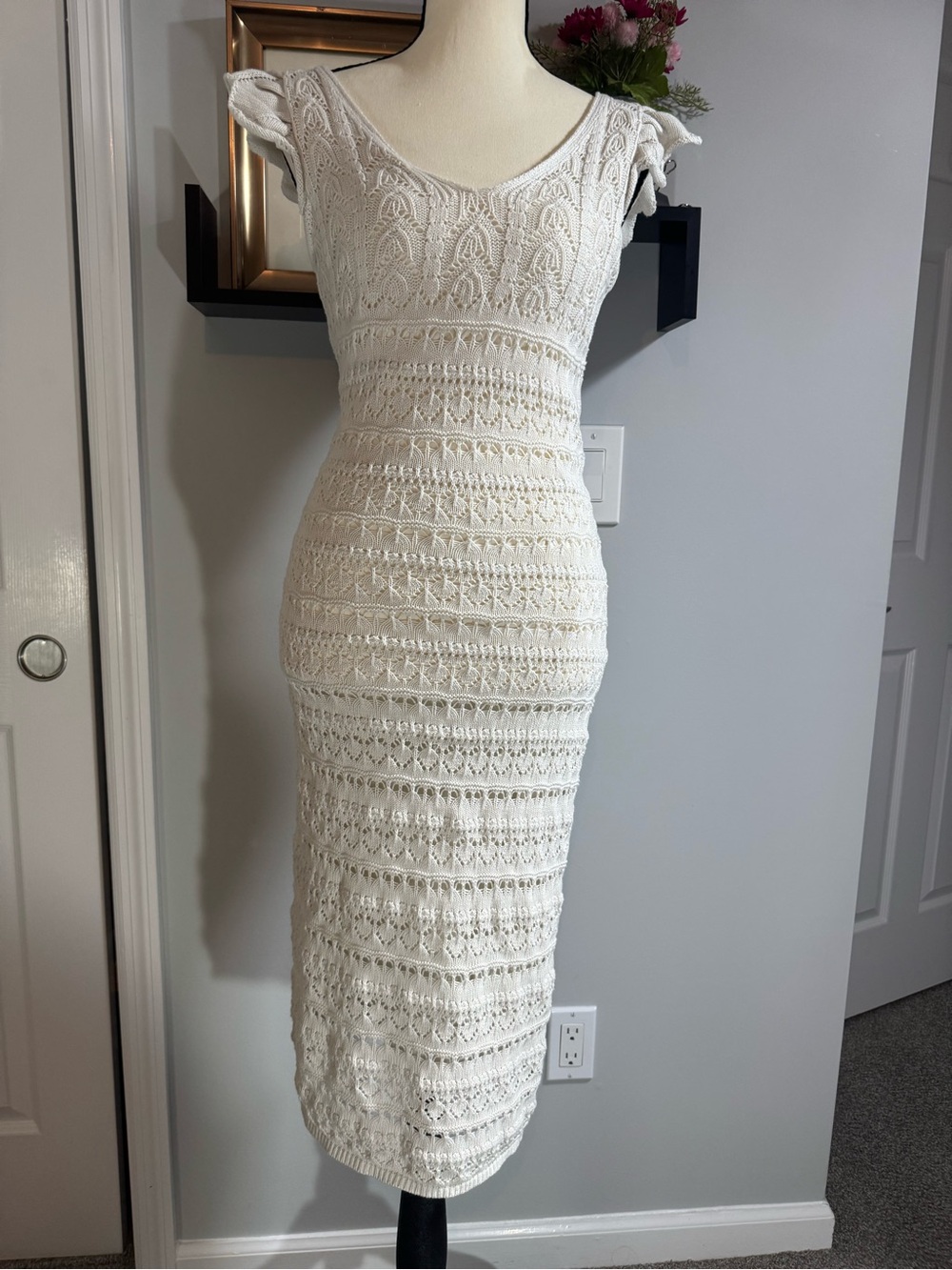 Freshman 1996-Ivory Crochet Maxi Dress with Feminine V-Neck and Flutter Sleeves